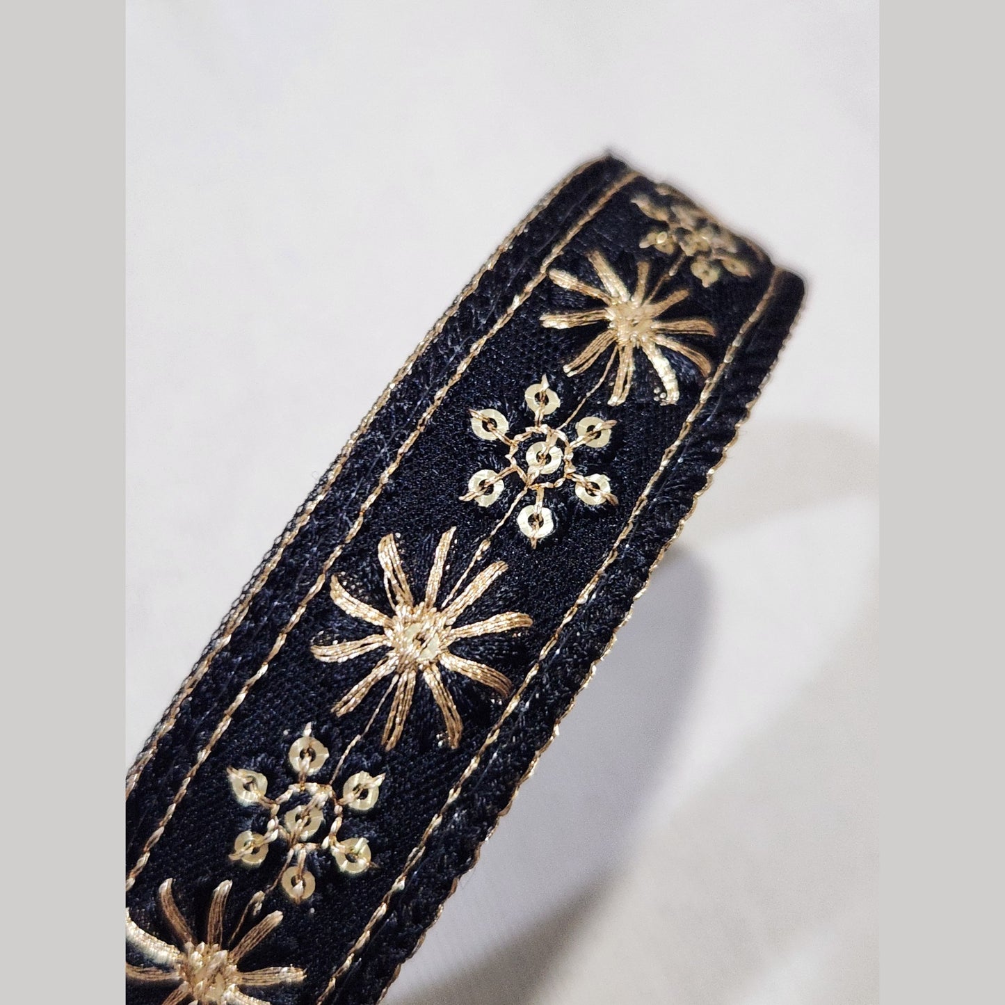 金線光芒・黑色刺繡緞帶髮箍