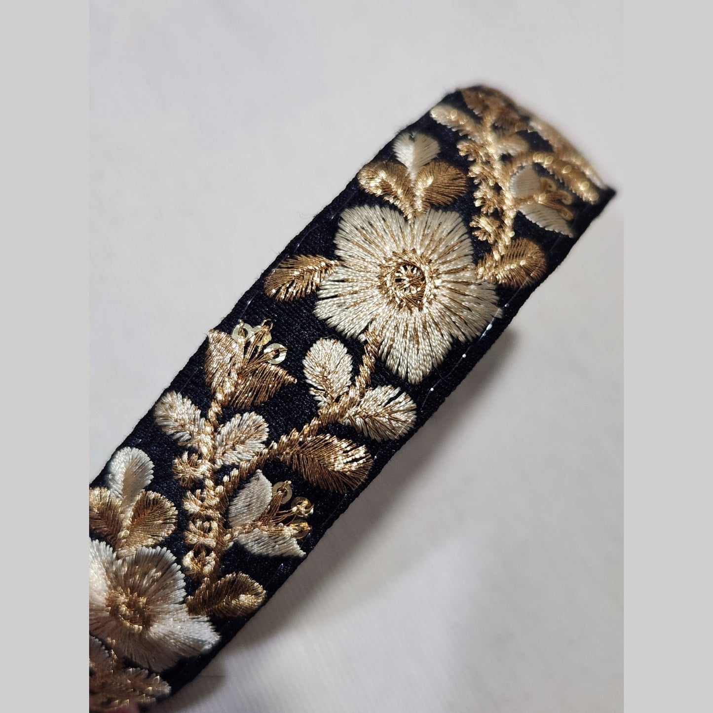 金線星芒花・黑色刺繡緞帶髮箍