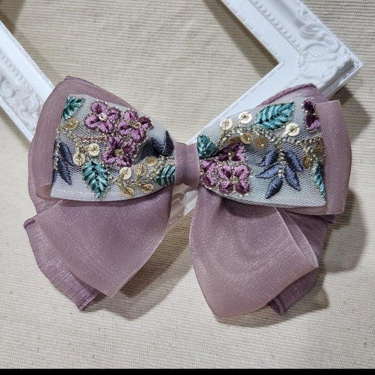 藕紫花簇・刺繡緞帶蝴蝶結髮飾