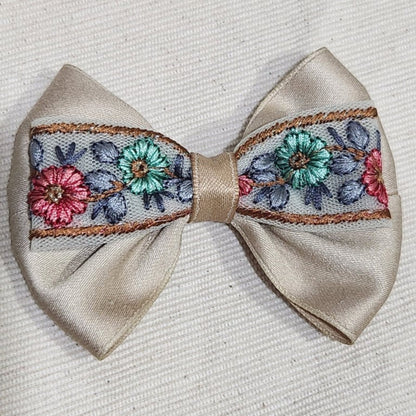 花朵刺繡緞帶蝴蝶結髮飾