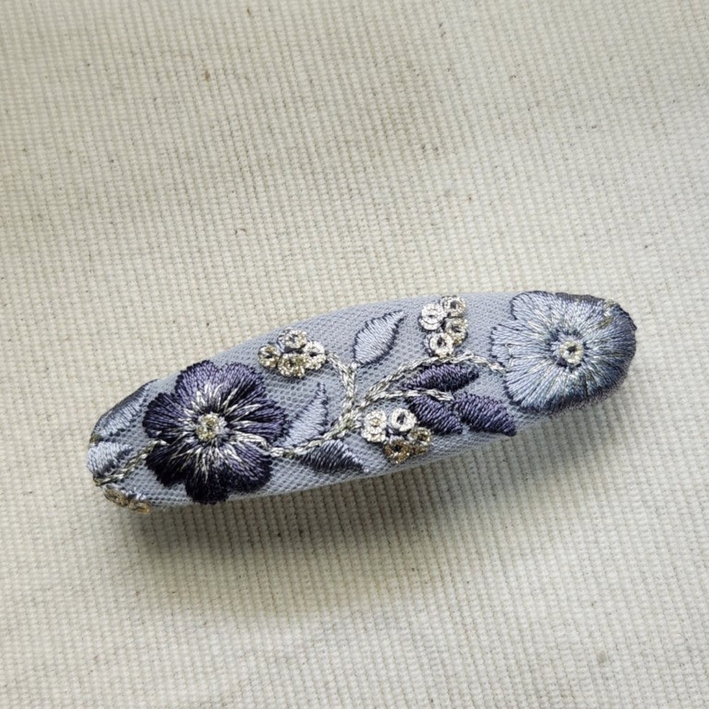 單品刺繡緞帶橢圓髮夾 (6公分彈簧夾)