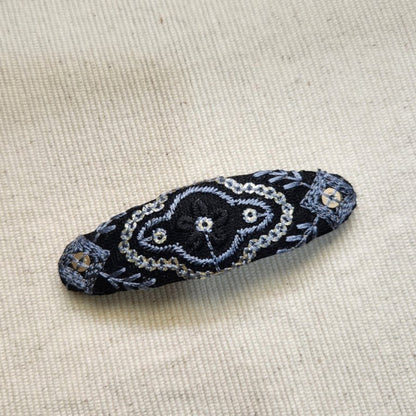 單品刺繡緞帶橢圓髮夾 (6公分彈簧夾)