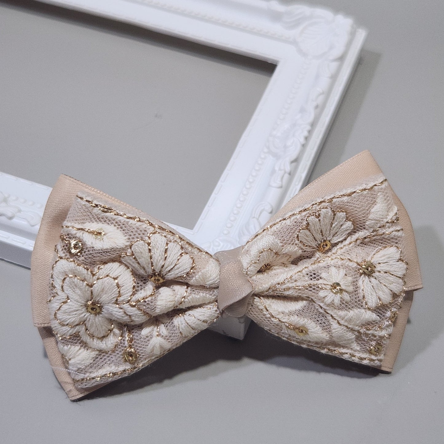 典雅春杏・刺繡緞帶蝴蝶結髮飾
