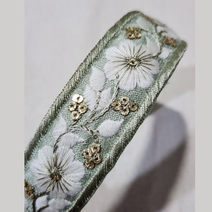 粉彩花漾・淺綠色刺繡緞帶髮箍