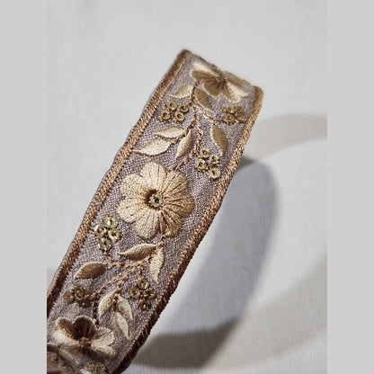銅邊花卉・藕褐色刺繡緞帶髮箍