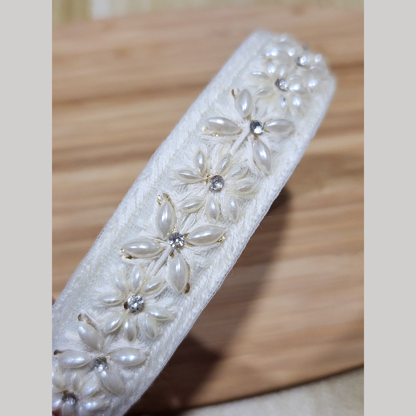 星芒花卉・白色刺繡緞帶髮箍